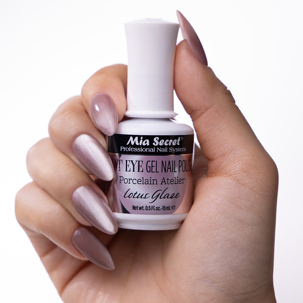 Lotus Glaze Cat Eye Gel Polish